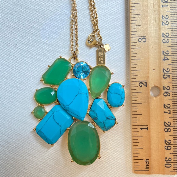 Kate Spade signed pendant necklace, green glass and faux turquoise in goldtone - Picture 5 of 8